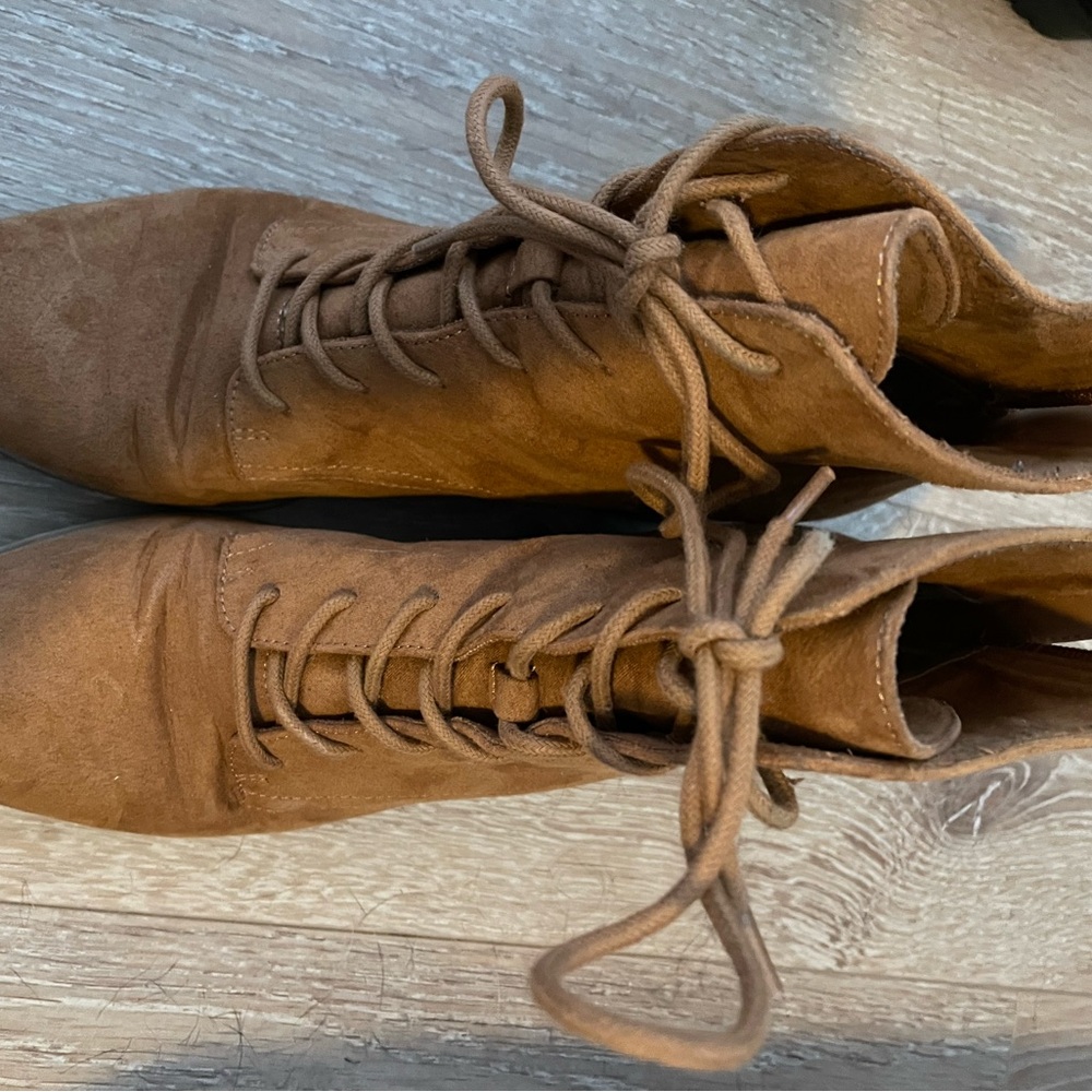 LOFT Brown Lace Up Boot, 8.5 - Picture 3 of 3